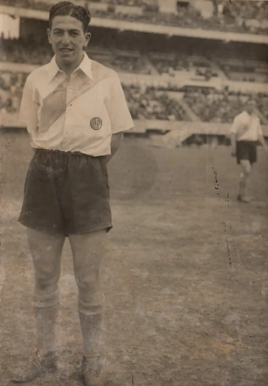 Debut Ángel Amadeo Labruna (1939)