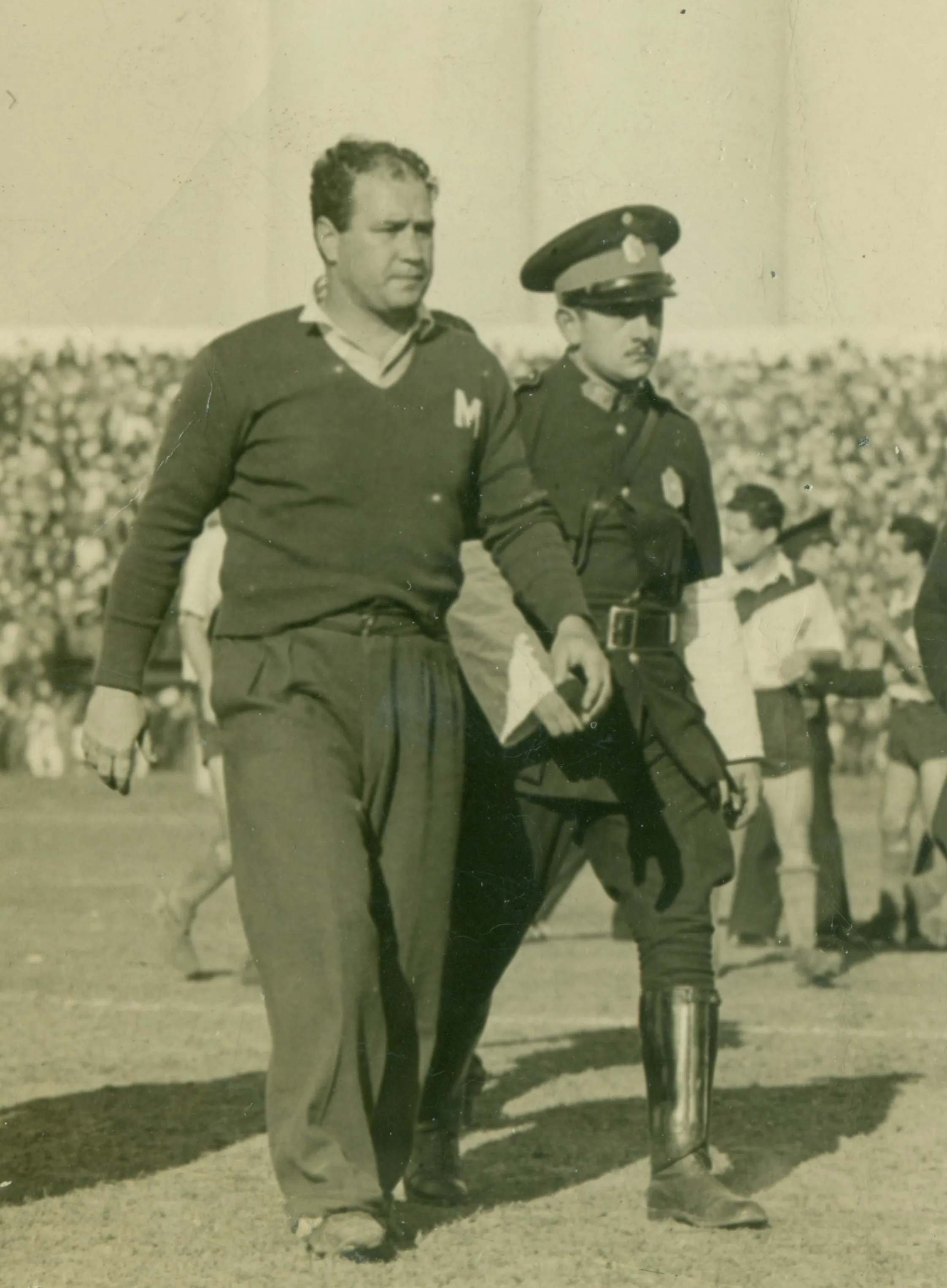 Debut Carlos Peucelle (DT) (1944)