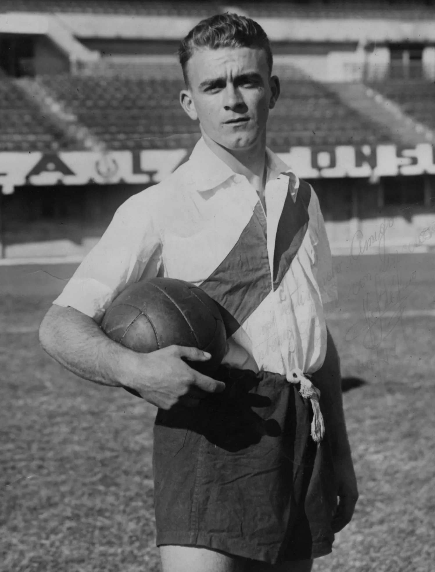 Debut Alfredo Di Stéfano (1945)