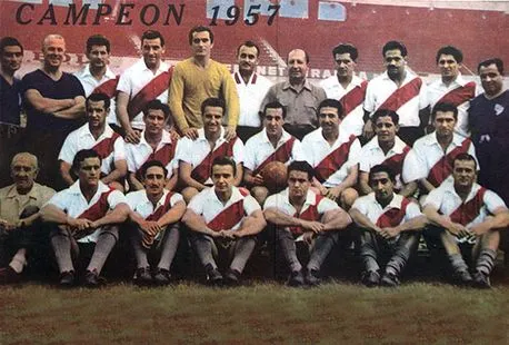 River campeón Primera División (1957)