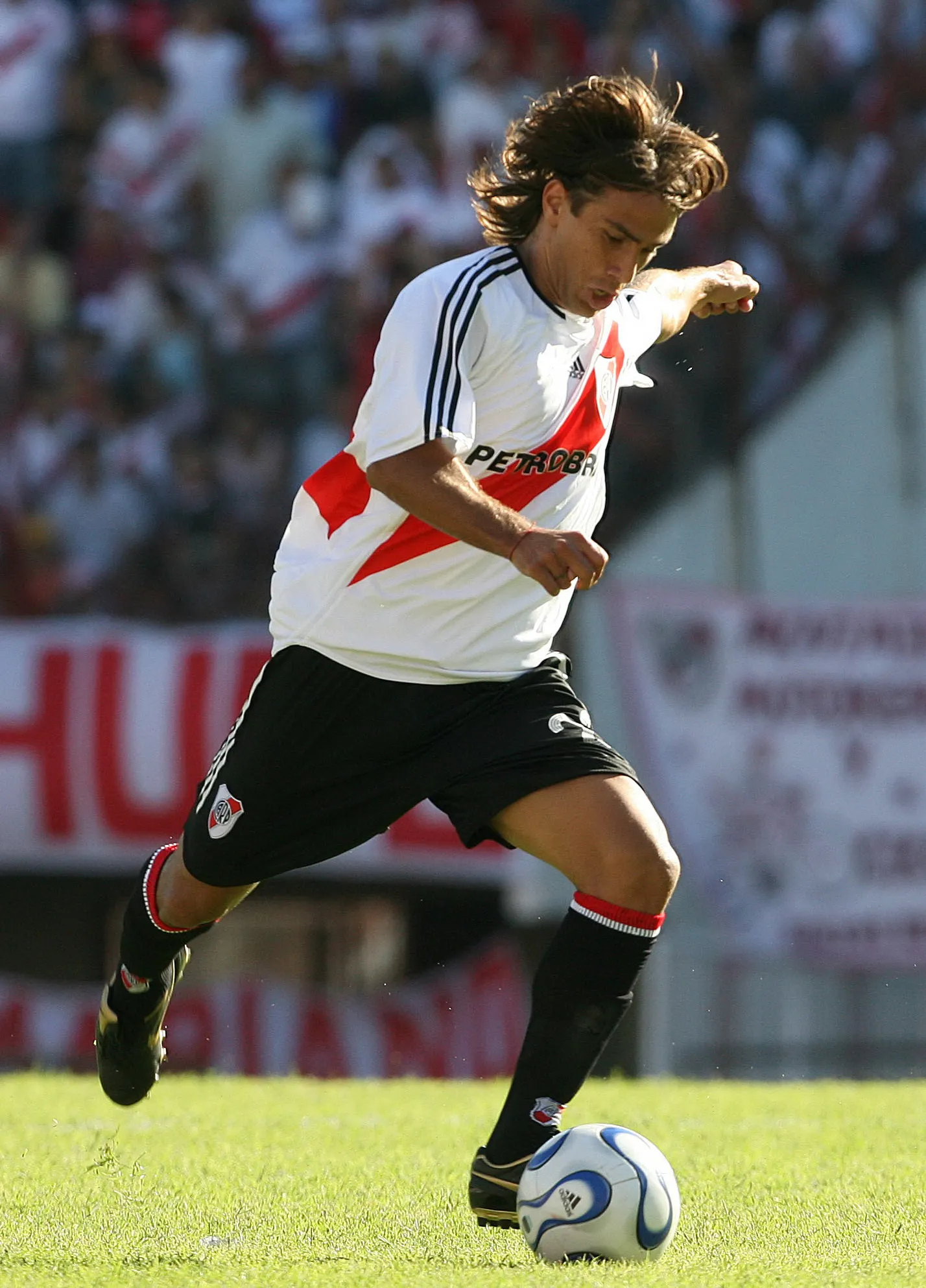 Debut Leonardo Ponzio (2007)