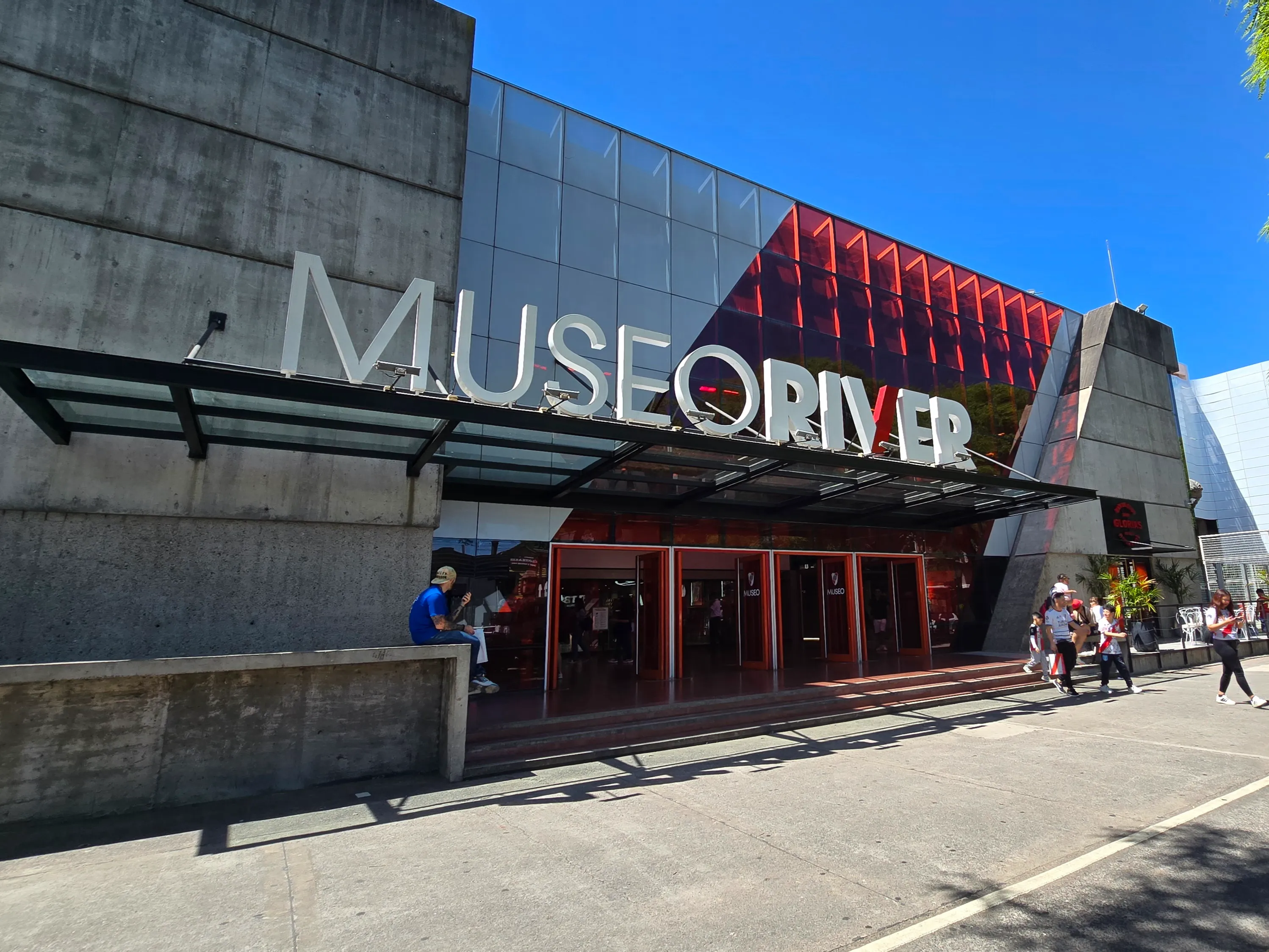 Fundación Museo River (2009)
