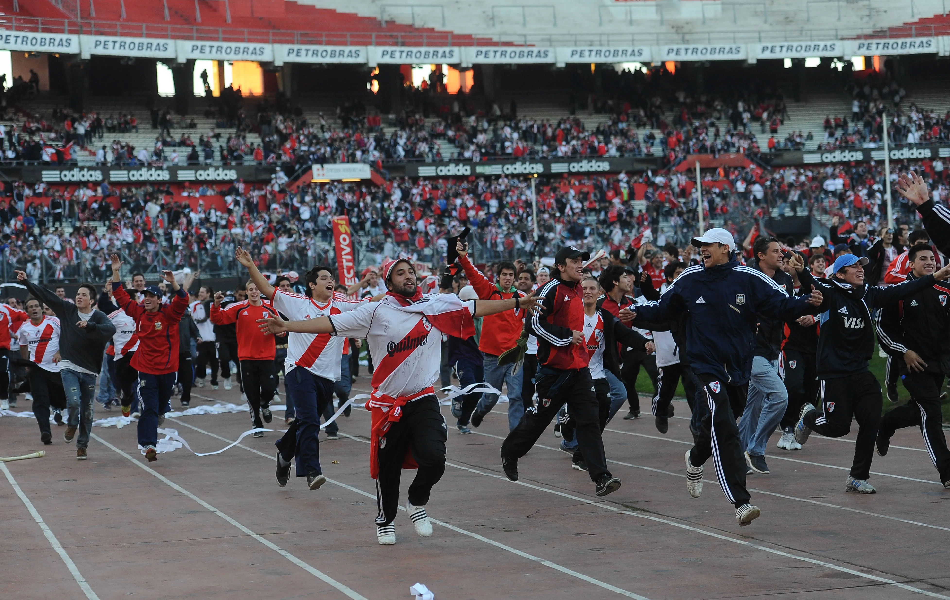 Regreso a Primera División (2012)