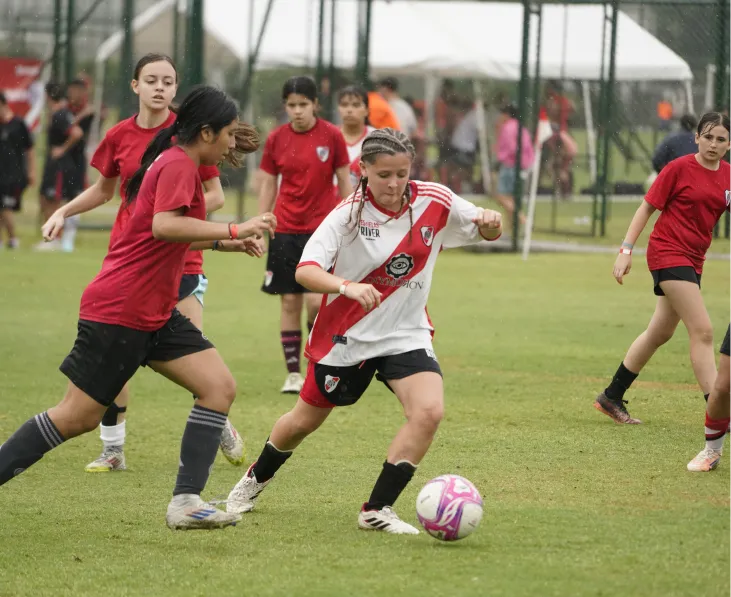 Escuela River